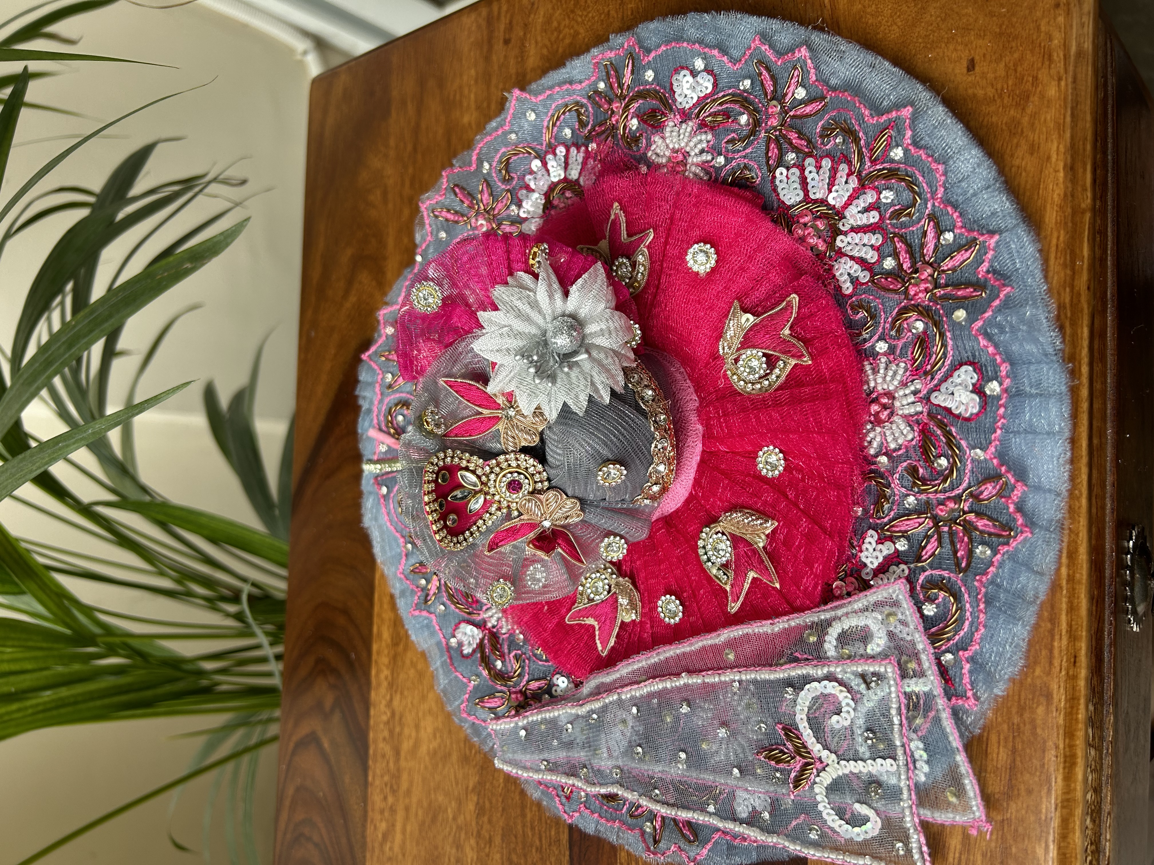 Grey and Pink Laddu Gopal Poshak